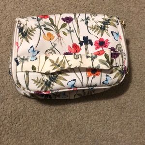 Makeup bag